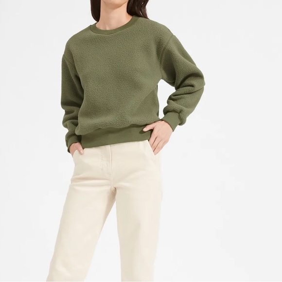 Everlane Tops - Everlane renew fleece sweatshirt